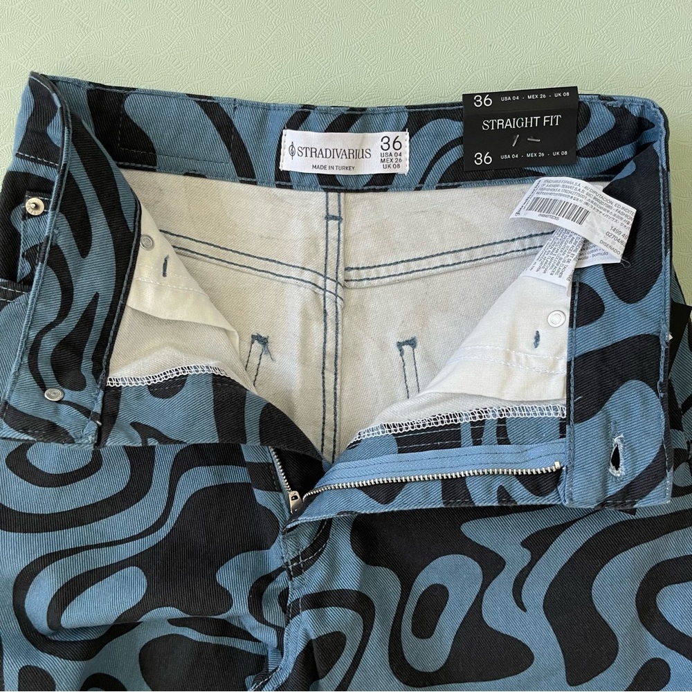 NWT Stradivarius Printed Blue Retro Print Dad Jeans Sz 4 Tall - Picture 9 of 14